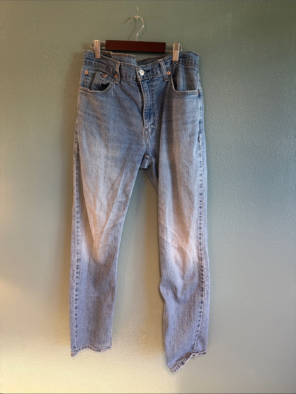 Levi's Men's Light Wash Slim Straight Jeans